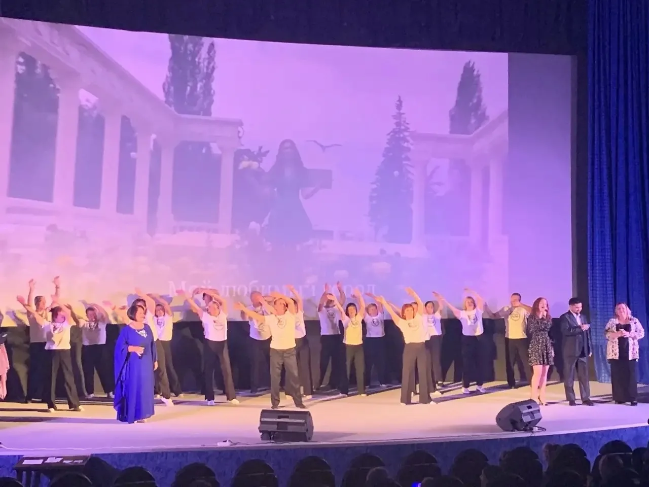 🎉 «Арт‑Микс»: вечер, который останется в сердце! ❤

29 июля дворец молодёжи «Юность» наполнился муз