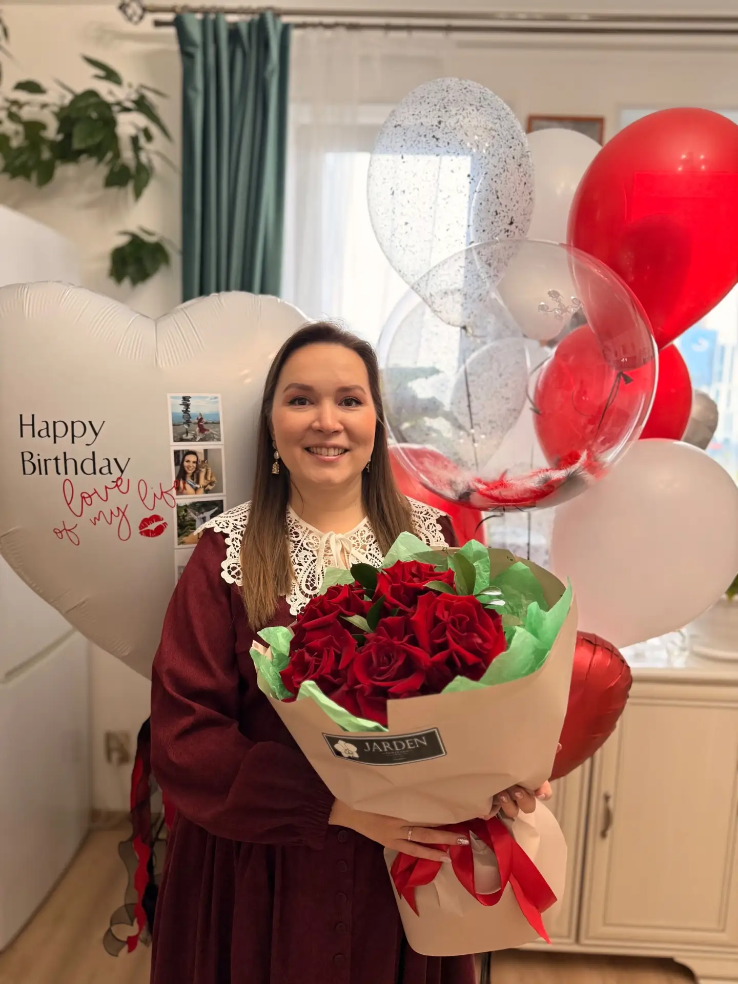 Сегодня я стала на год старше и мудрее🌞 Благодарю родителей за жизнь, мужа за любовь, ...