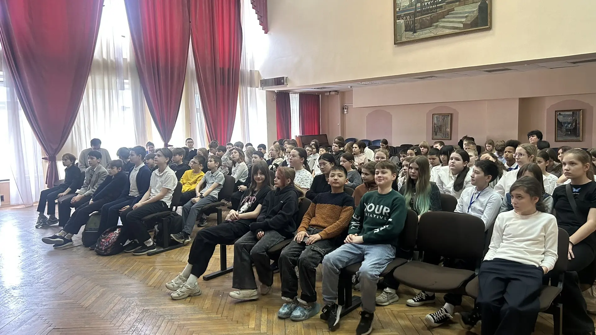 Урок мужества с настоящим героем! 🇷🇺  В преддверии Дня Победы наша школа встречала почётного гостя —