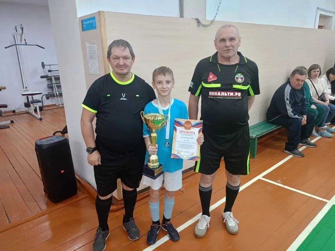 ⚽27 января в р. п. Каргаполье состоялся финальный турнир по футзалу "Кожаный мяч- школь...