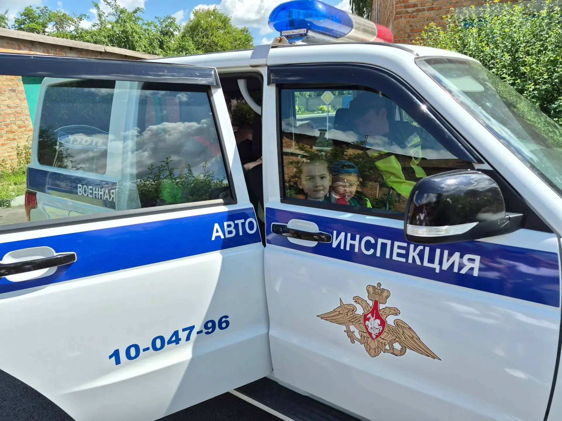 Уроки дорожной дисциплины
Воспитанники старших групп нашего детского сада познакомились с работой Г