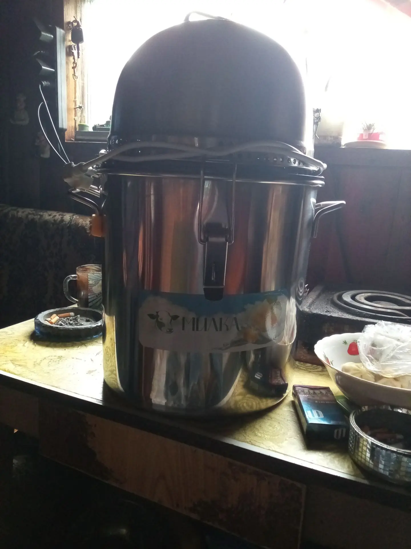 Продам маслобойку, инкубатор и бензиновый генератор Шерегеш