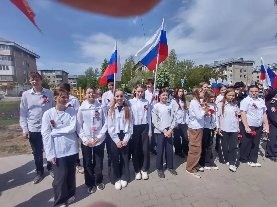 В канун великого праздника на Аллее Памяти воинов состоялась торжественная программа «Мы помним! Мы 