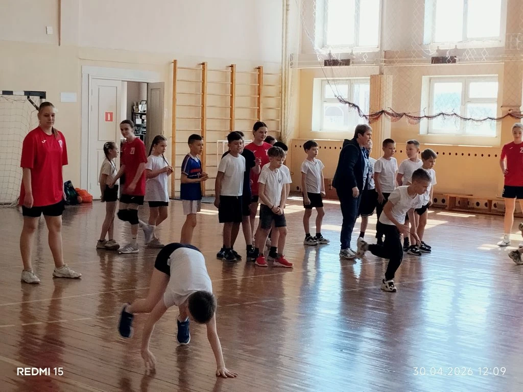 Ярко! Увлекательно! Многогранно! В школе прошла итоговая научно-практическая конференция!   Первая ч