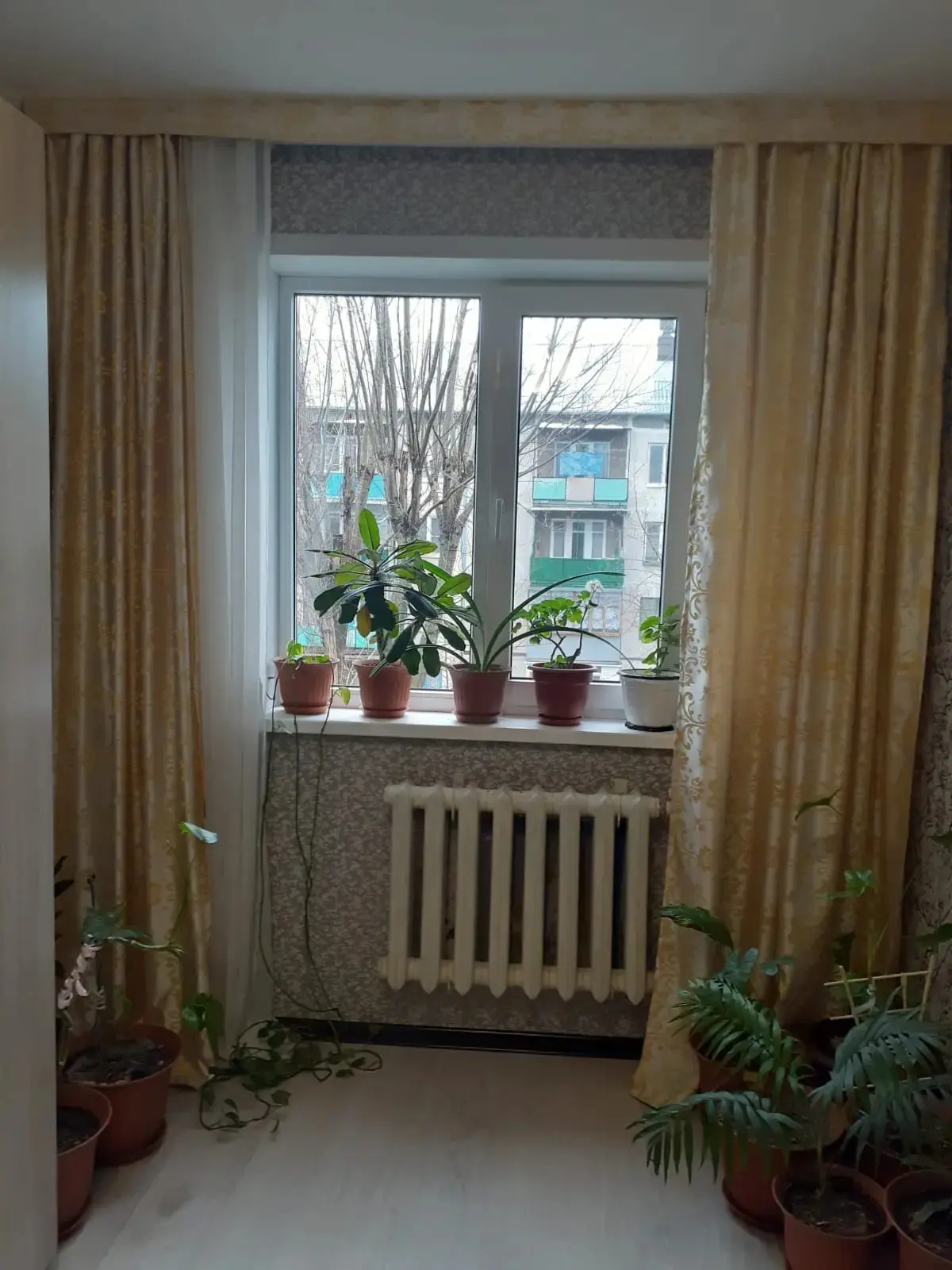 Г Казань Сдаём комнату в 2х комнатной квартире по улице ХАДИ ТАКТАША. В шаговой доступности метро СУ