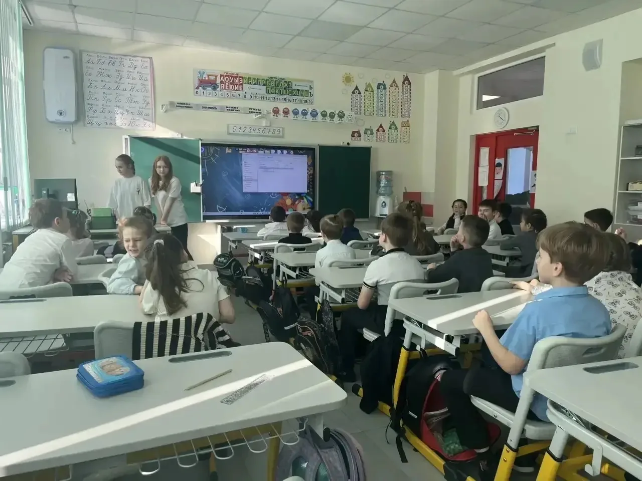 🚀 Активная неделя юных орлят!  12 и 13 марта в нашей школе состоялись увлекательные внеурочные занят