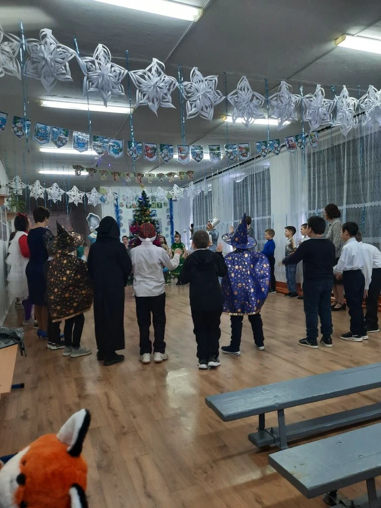 ⛄Новогодняя сказка в нашей школе! ✨