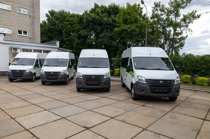 🚌Автобусы-шаттлы пополнили автопарк медучреждений региона при поддержке нацпроекта

Систему здравоо