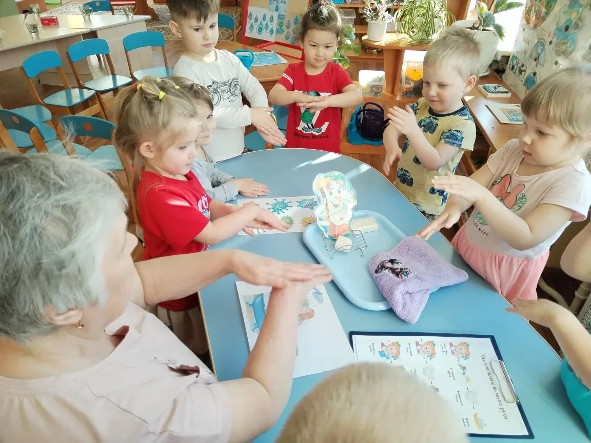 🧼 А у нас сегодня — Школа чистых ладошек! 🧼