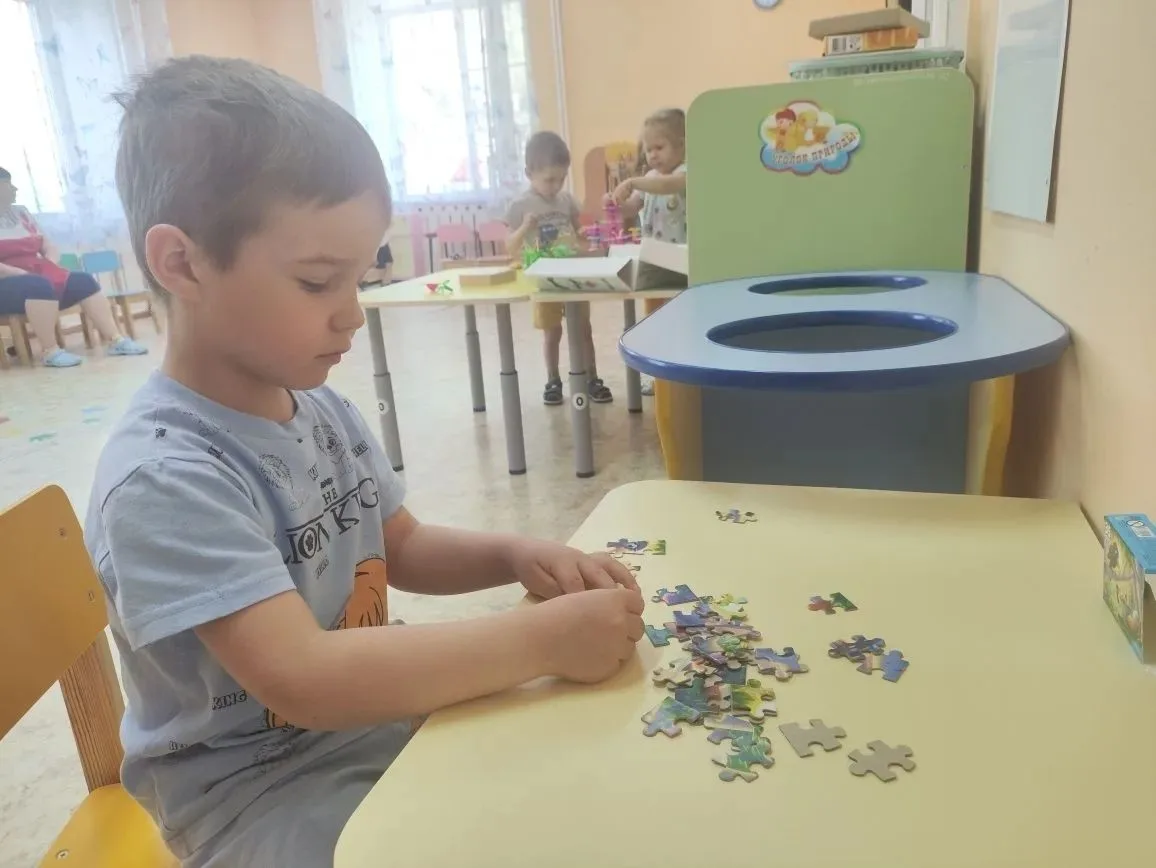 Наши ребята из младшей группы настоящие волшебники! Они с головой
погрузились в мир своих фантазий и