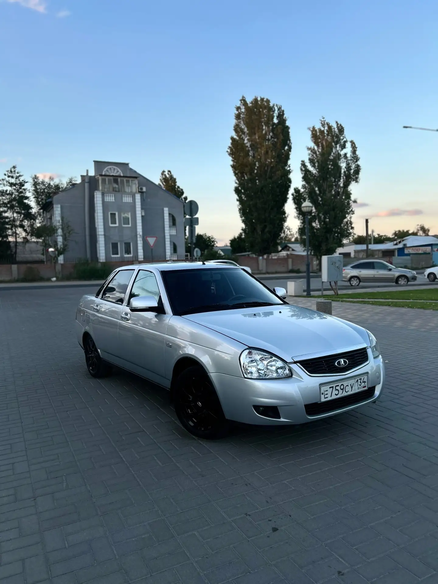 Продам Приора 2 конец 2016 года
Автотека зеленая✅ без ДТП почти всё время была в одной семье. Я собс