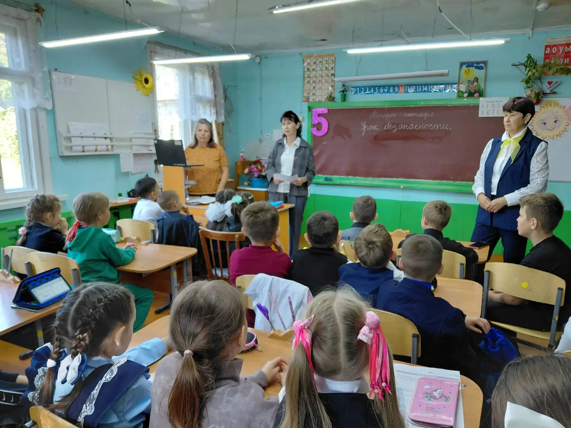 🎉 День безопасности в Нижнекугенерской школе! 🎉