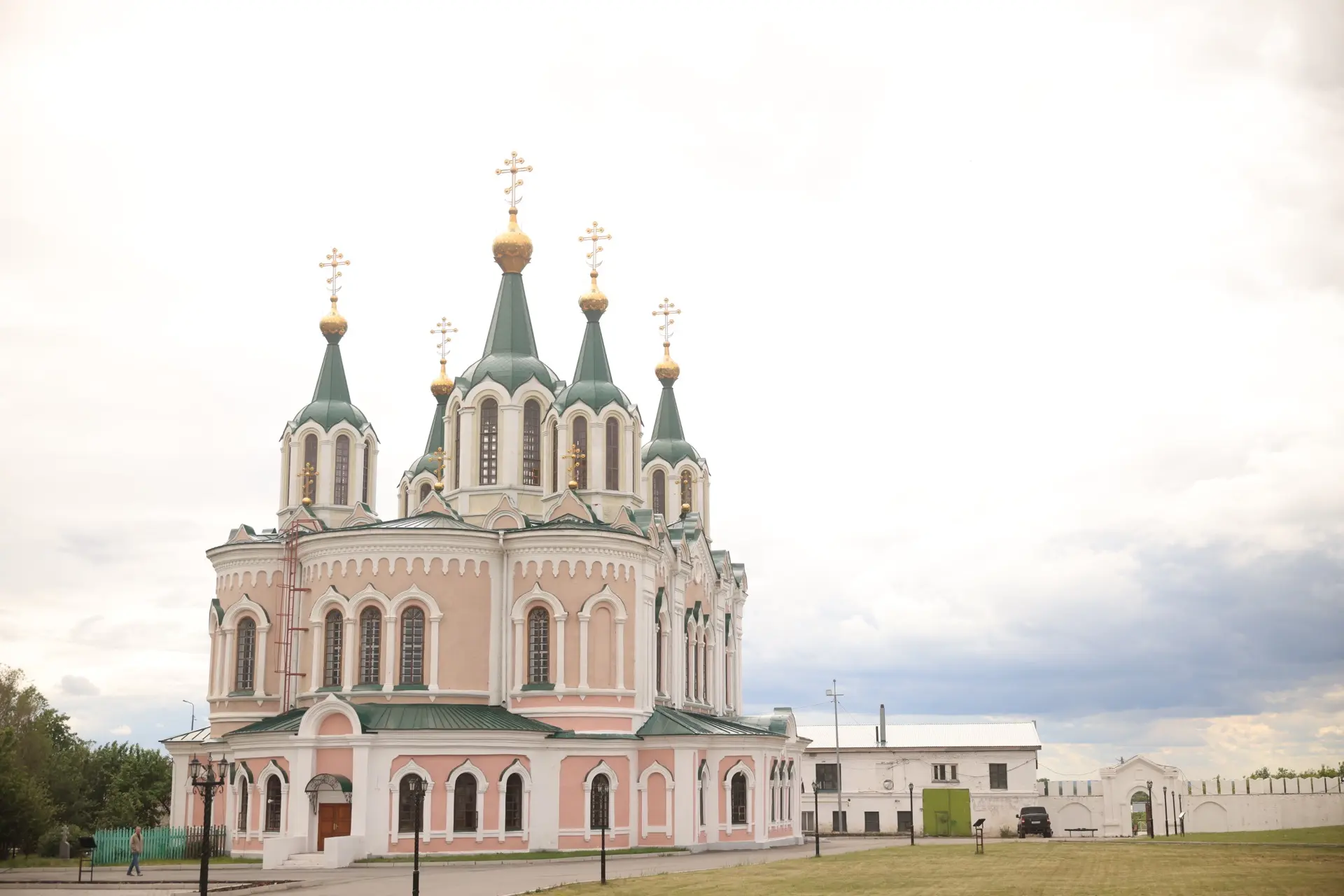 Сегодня в Далматово проходит исторический фестиваль в честь любимого многими нашими земляками препод