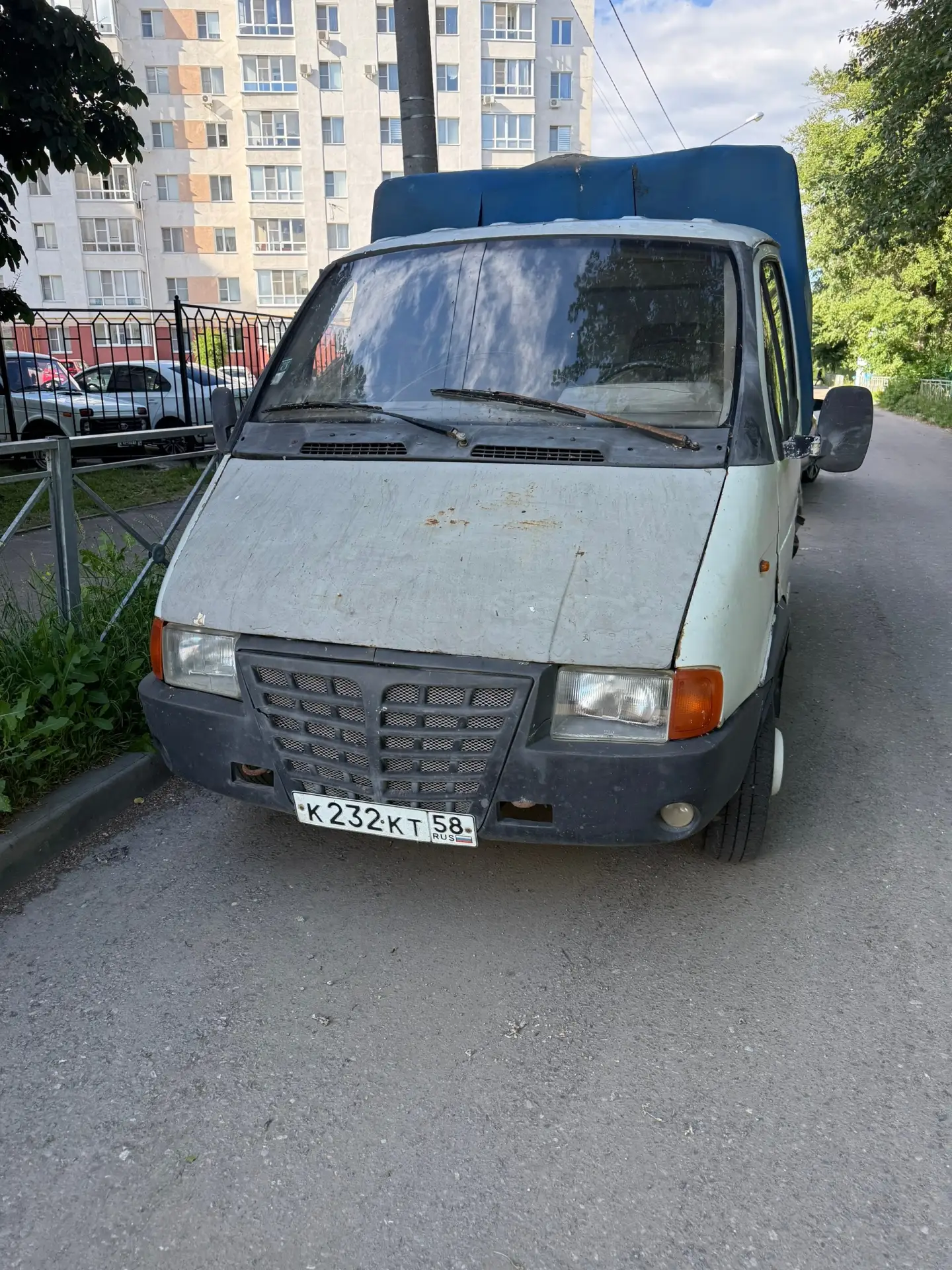 Продам Газель 97г на ходу. Двигатель отличный, на карбе, установлено и работает газовое...