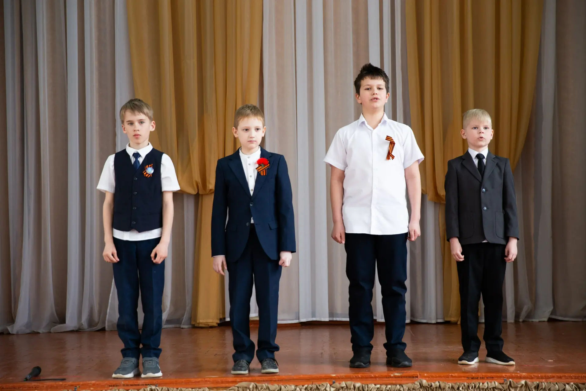 День, который тронул сердца! 🕊️9️⃣  В нашей гимназии прошёл праздничный концерт,посвящённый 9 Мая.  
