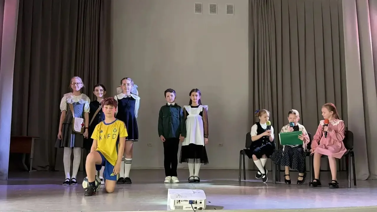 🎖Никто не забыт, ничто не забыто  💫 В младшей школе состоялся праздничный концерт, посвященный 9 Мая