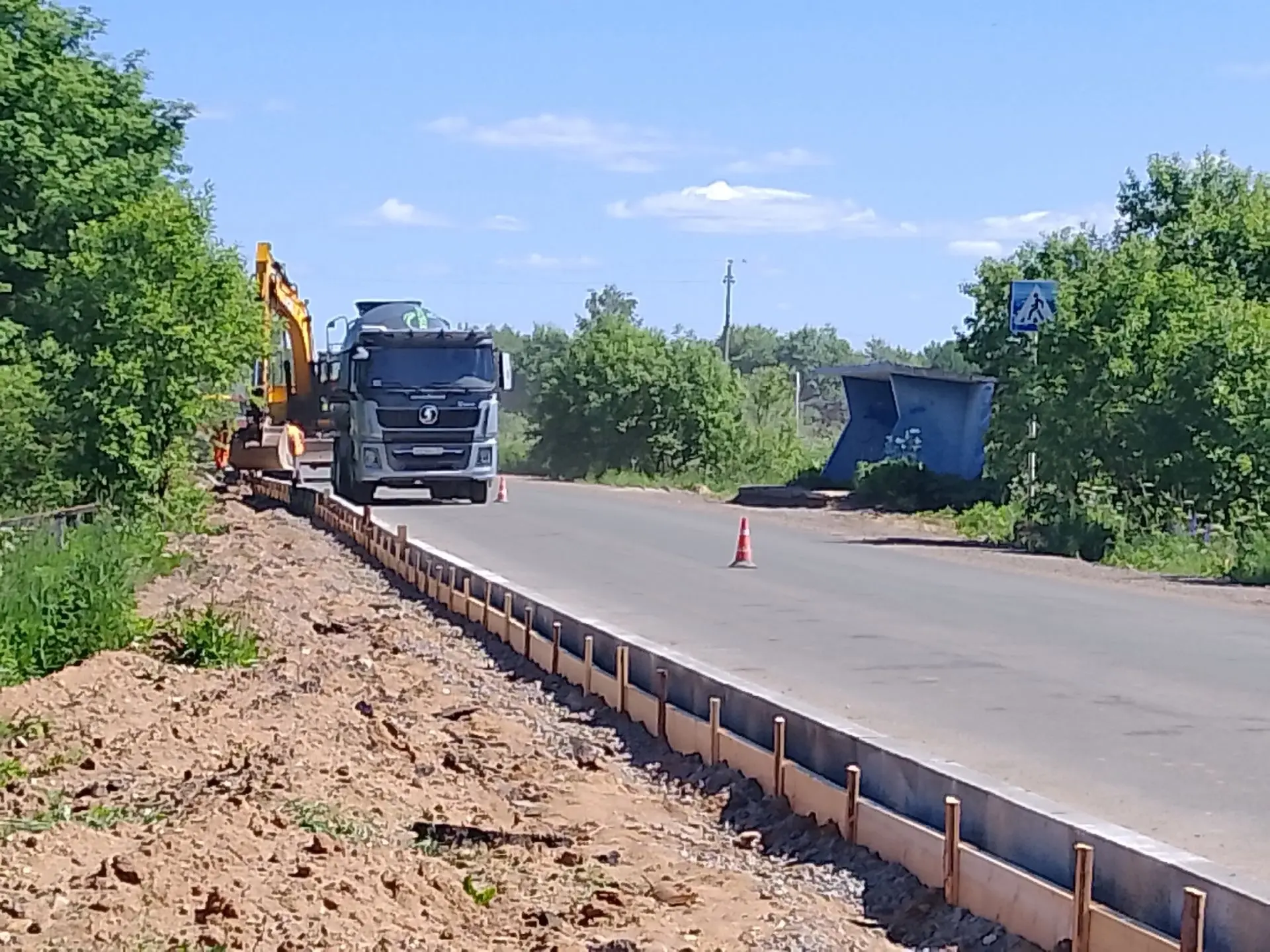🚦Ремонт дорог в Тарногском округе — в действии!

В Красном продолжаются работы, которые начались в 
