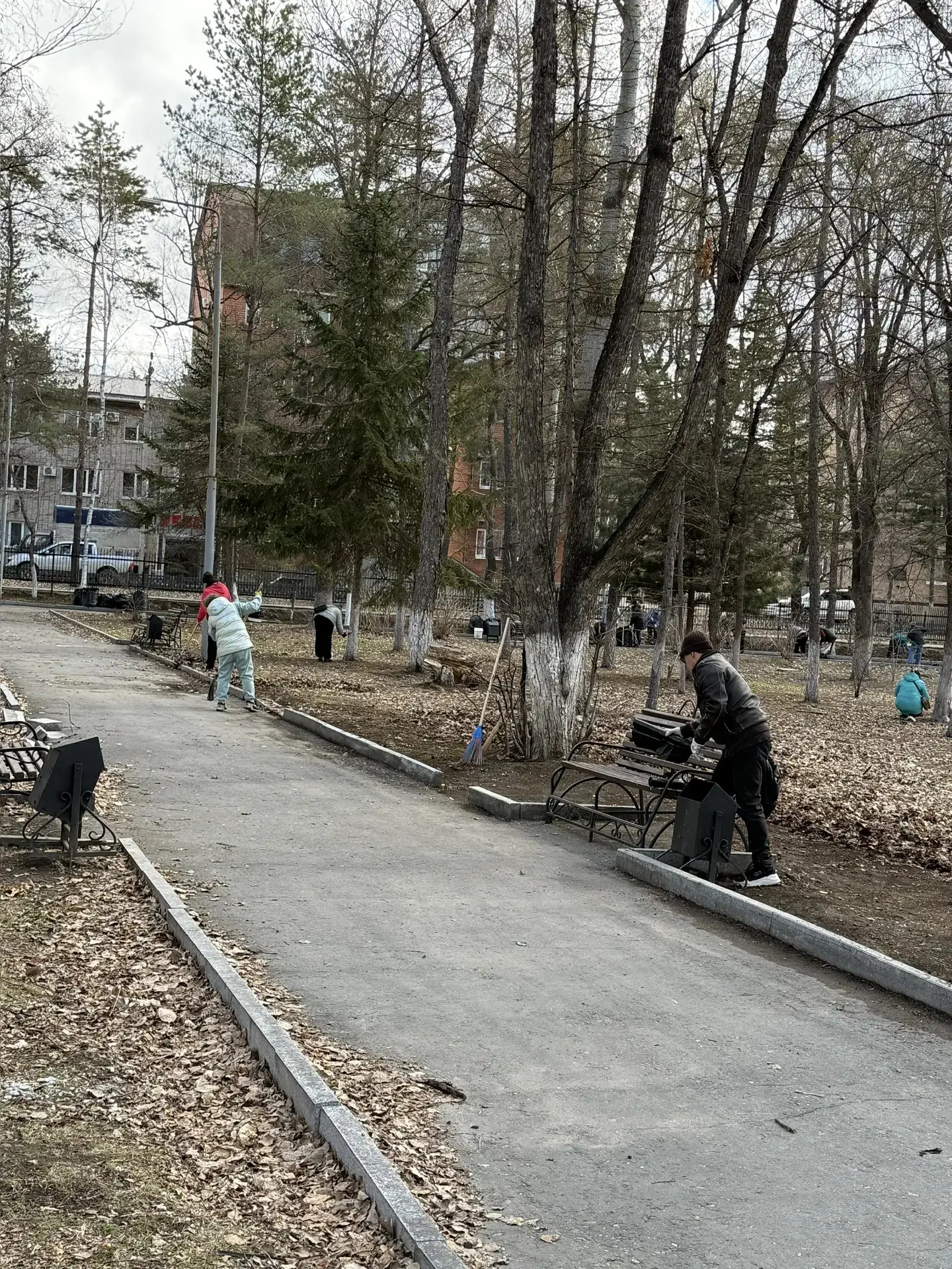Глава Дальнереченского городского округа Сергей Старков:  🧹 Сделаем наш город чище вместе!  Вместе с
