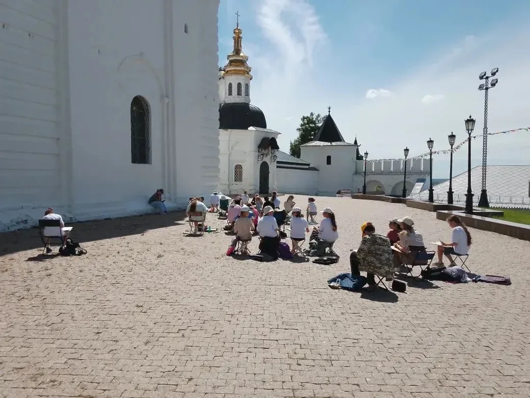 Еще одна творческая неделя подошла к своему завершению. Летние дни ребят наполнены яркими моментами,