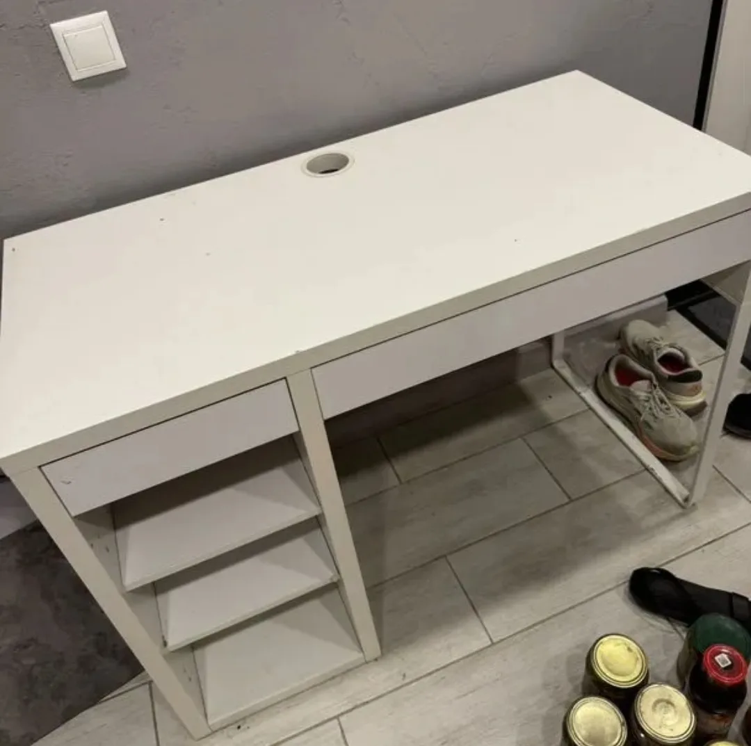 Стол IKEA даром самовывоз