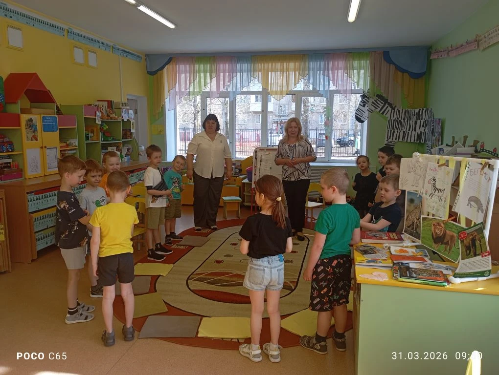 #ЦРРдетскийсад10 ГОСТИ НА ПОРОГЕ Сегодня у нас были необычные гости- учителя начальных классов нашег