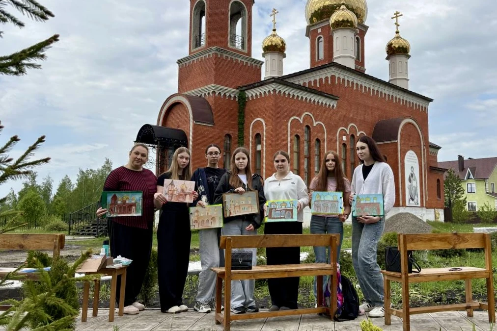 🎨 В рамках программы «Пушкинская карта»  преподаватель Ольга Николаевна Шатохина прове...