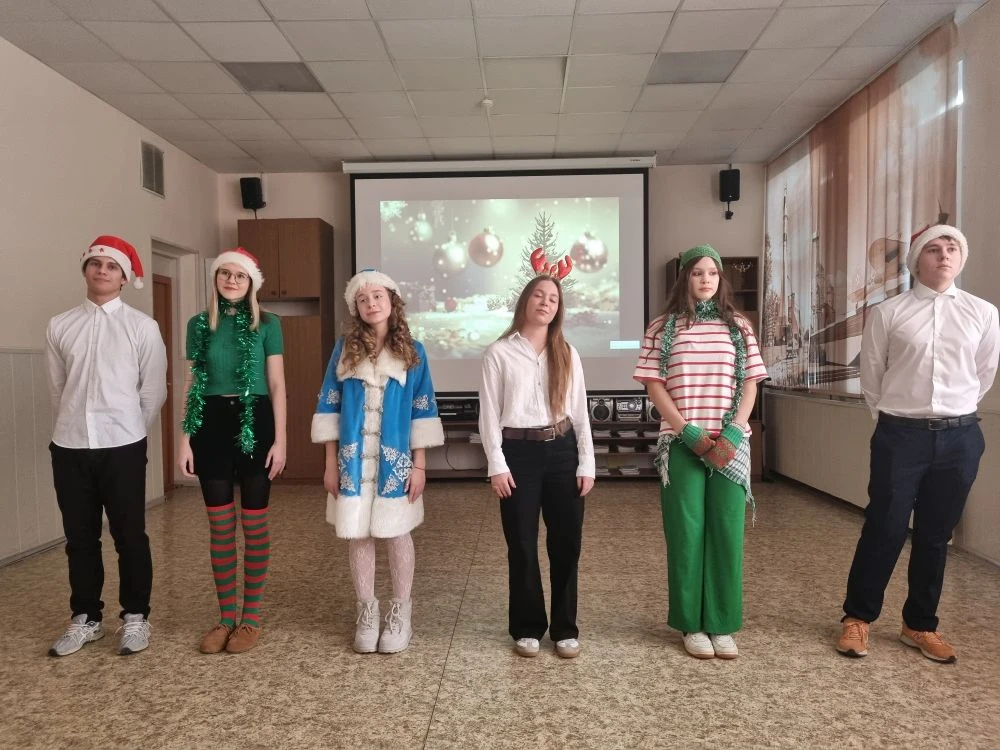 "Старые песни о главном..." НЕТ...Праздник Рождественской песни ДА...