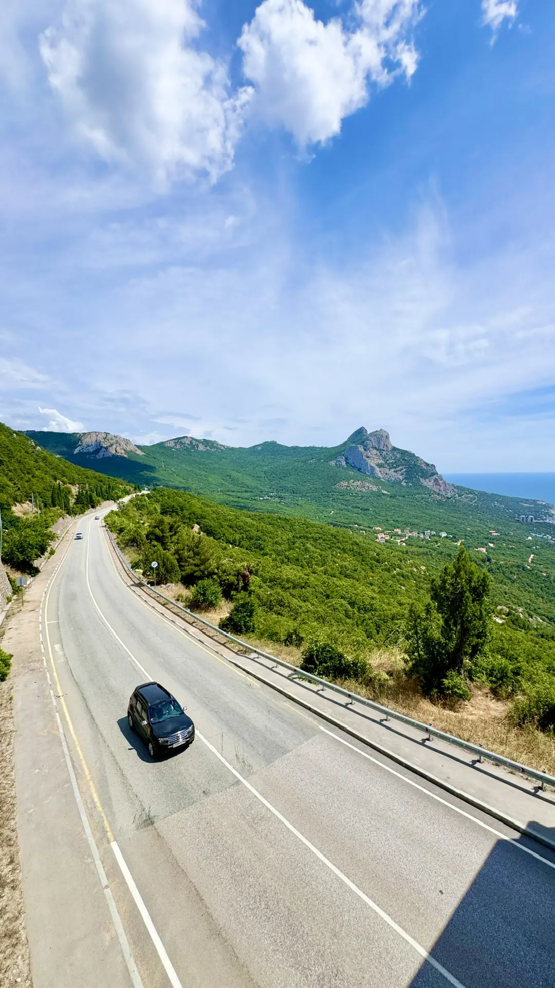 Необычная смотровая на Ласпинском туннеле ⛰️🌊 Крым

Наверняка многие не раз останавливались на Ласп