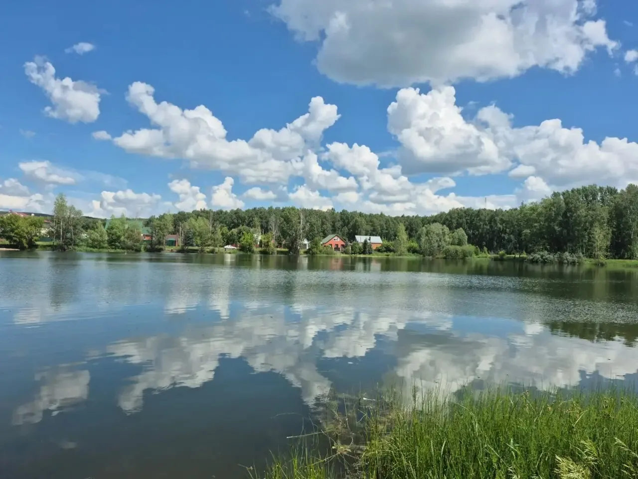 Доброе утро, друзья! 🌥️
Пусть эта суббота начнется с приятных моментов 💐

Пусть сегодняшний день п