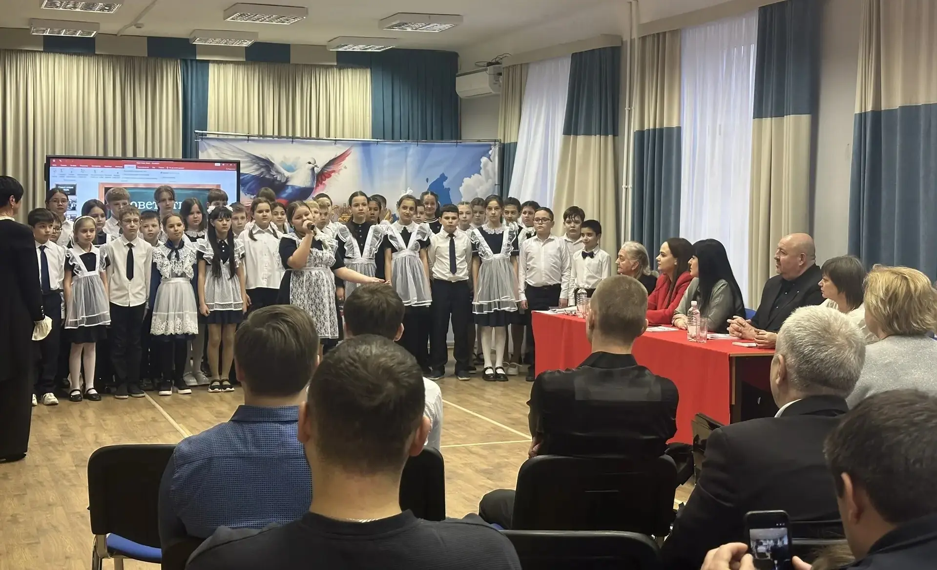 17 февраля в МБОУ СОШ №5 состоялся Совет Отцов г.Батайска. Тема встречи — «Патриотизм, любовь к Роди