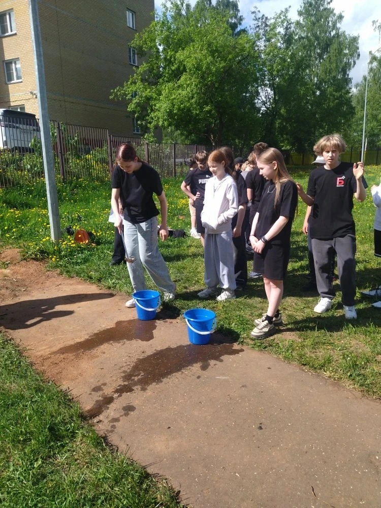 🧗 В поход за здоровьем! 💪🏕️ Сегодня для учеников 5-х и 6-х классов прошел День здоровья в формате ту