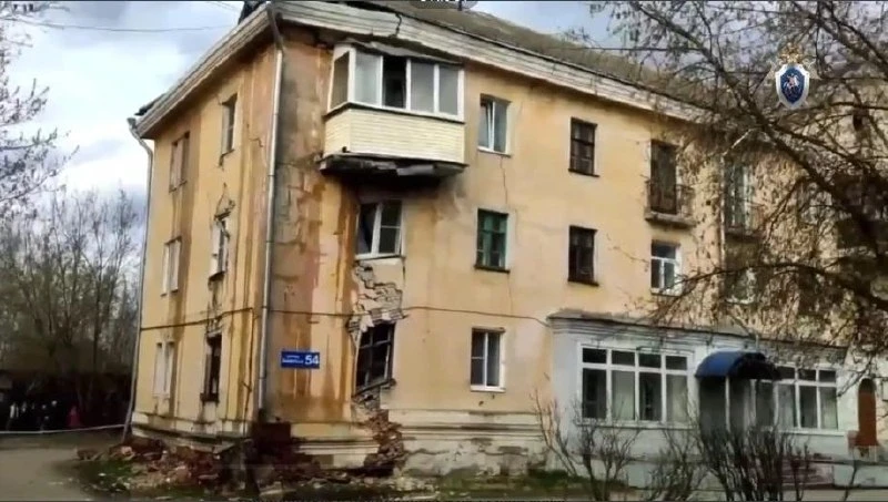 Директор ДУК в Нижегородской области пойдёт под суд за обрушение части дома.