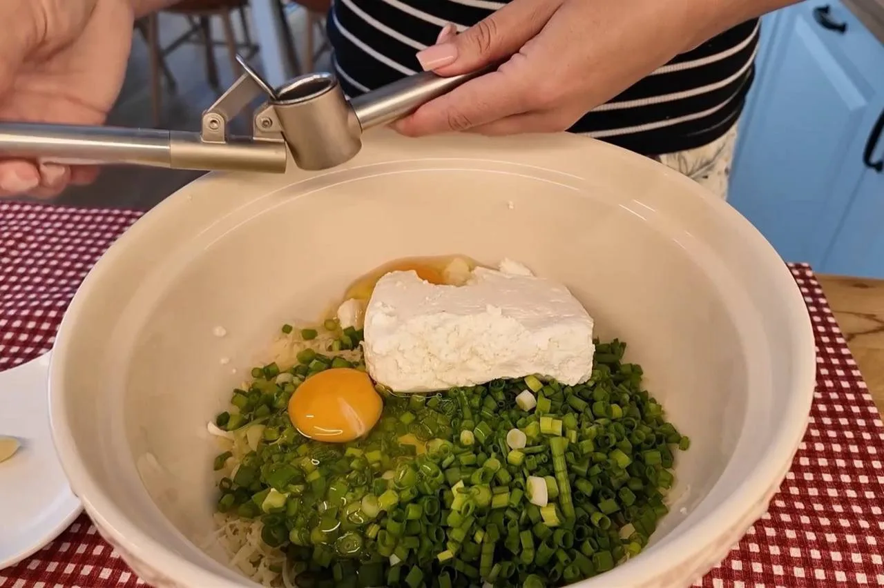 🥟ЛЕНИВЫЕ ПИРОЖКИ С ЛУКОМ И ЯЙЦАМИ 🥟