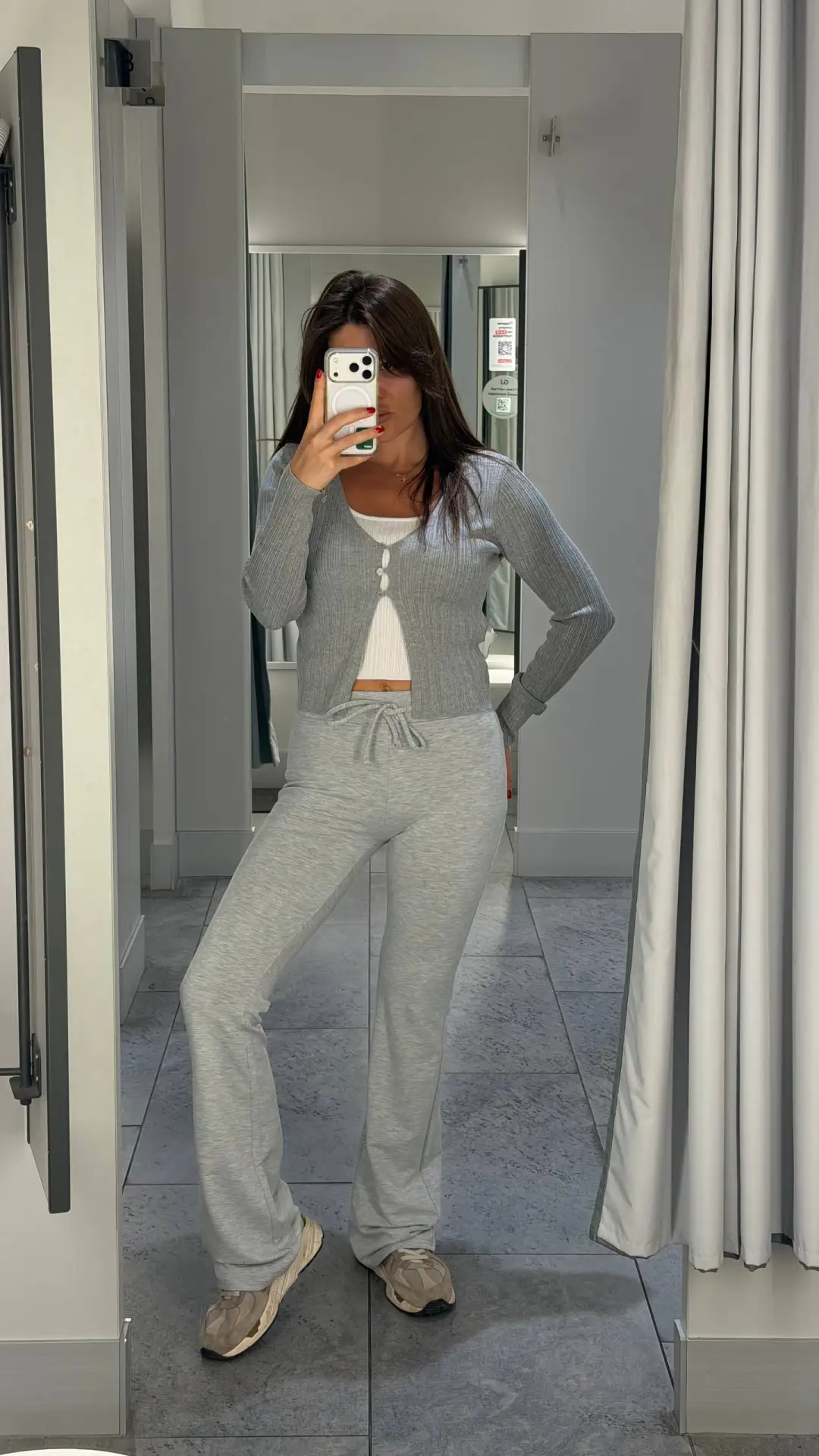 приехала поднять себе настроение и обновить гардероб к весне в любимую Gloria Jeans 🫶❤️ очень понра