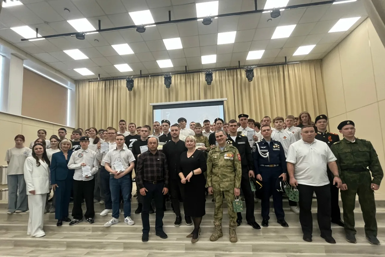 #НашимГероям 23 февраля россияне отмечают один из самых замечательных праздников – День...