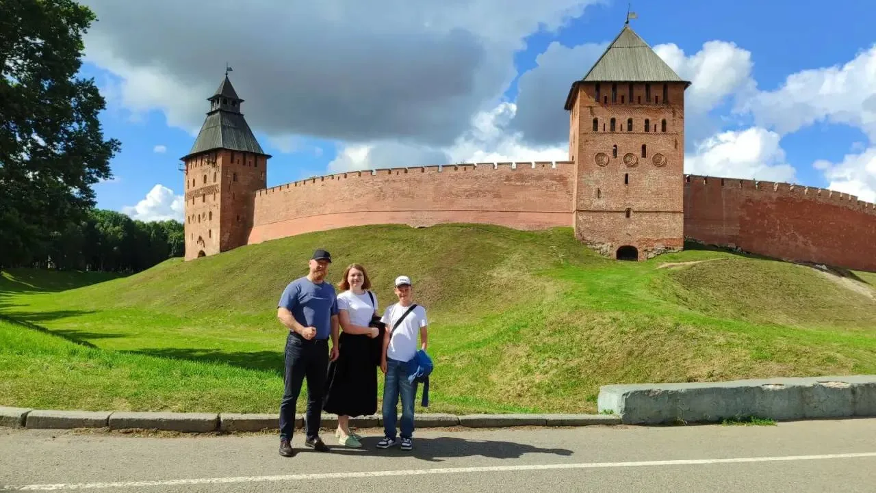 В июне Клуб любителей русской истории в Великом Новгороде принимал на своей земле соклу...
