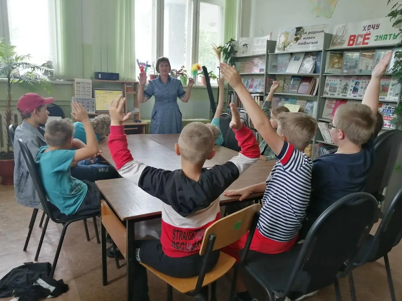 🔥 Центральная библиотека и ее сельские филиалы активно проводят мероприятия для детей из летних при