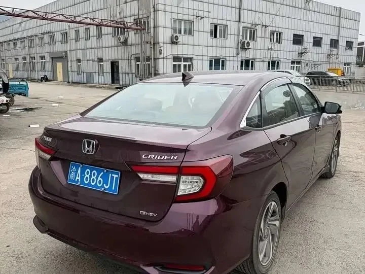 🇨🇳И раз уж начали говорить про Envix, стоит упомянуть и его брата-близнеца — Honda Crider ♊️  В Кита
