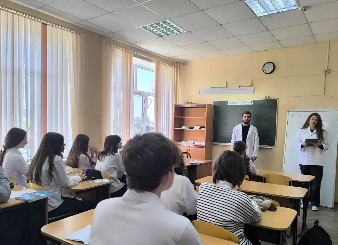 Сегодня в 9-х классах состоялась встреча с представителями медицинского университета.