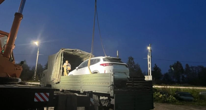 С начала 2026 года судебные приставы Вологодской области конфисковали и передали военным 16 автомоби