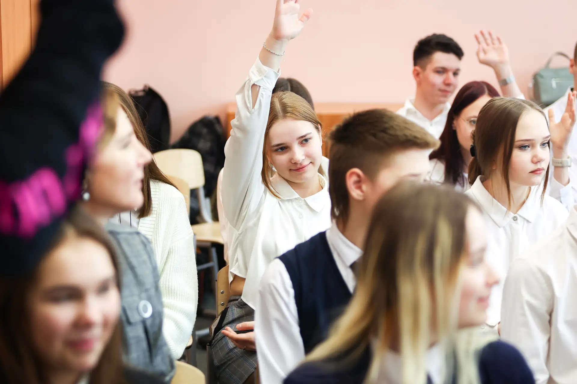 До начала нового учебного года остаётся две недели. Рассказываем, что изменится в школа...