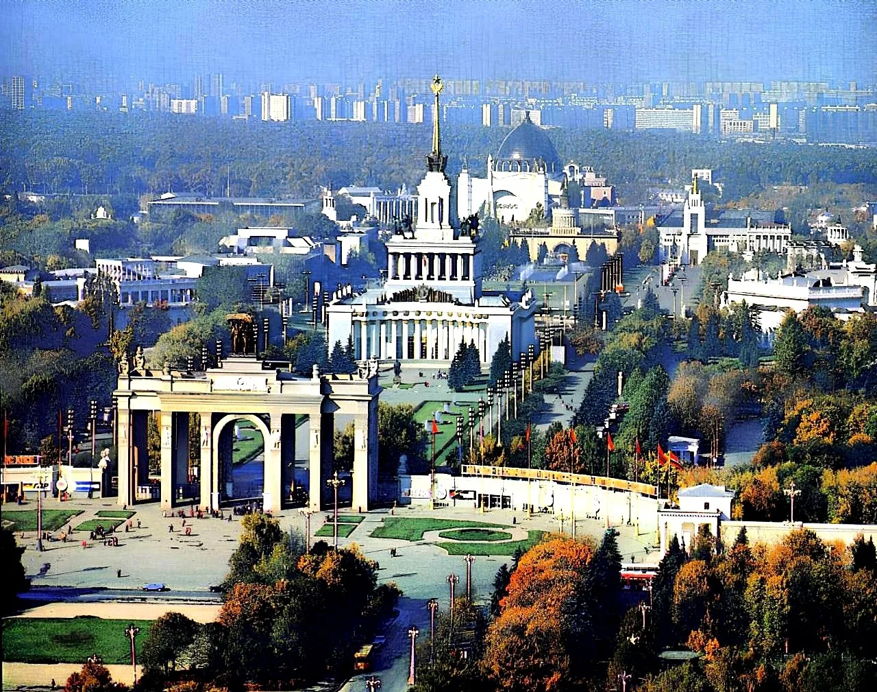 Вид на ВДНХ