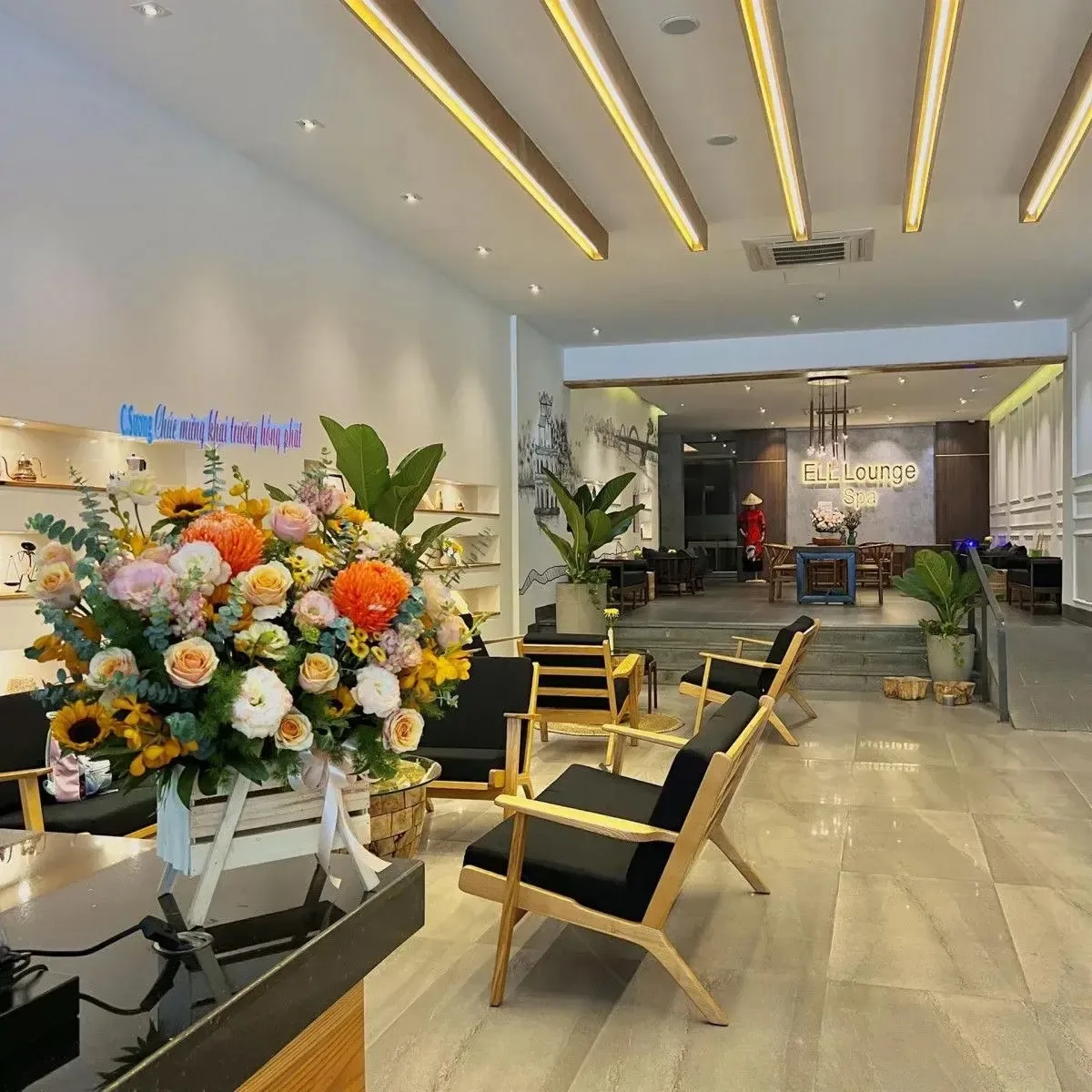 ГОРЯЩИЙ ТУР ⚡️ ВЬЕТНАМ

📍Ell Lounge Spa & Hotel 2⭐️ приятная атмосфера, уютный интерьер, дружелюбны