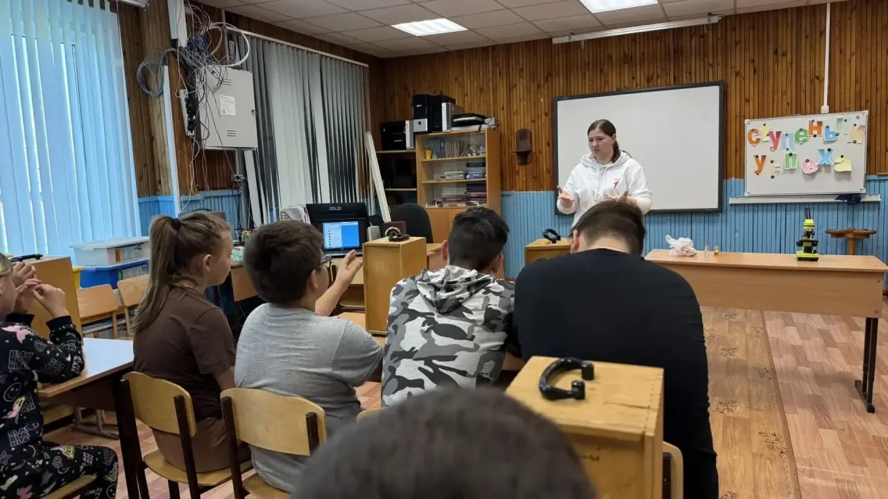 💥 День Движения Первых: как это было в нашем лагере

День Движения Первых объединил каждый лагерь И