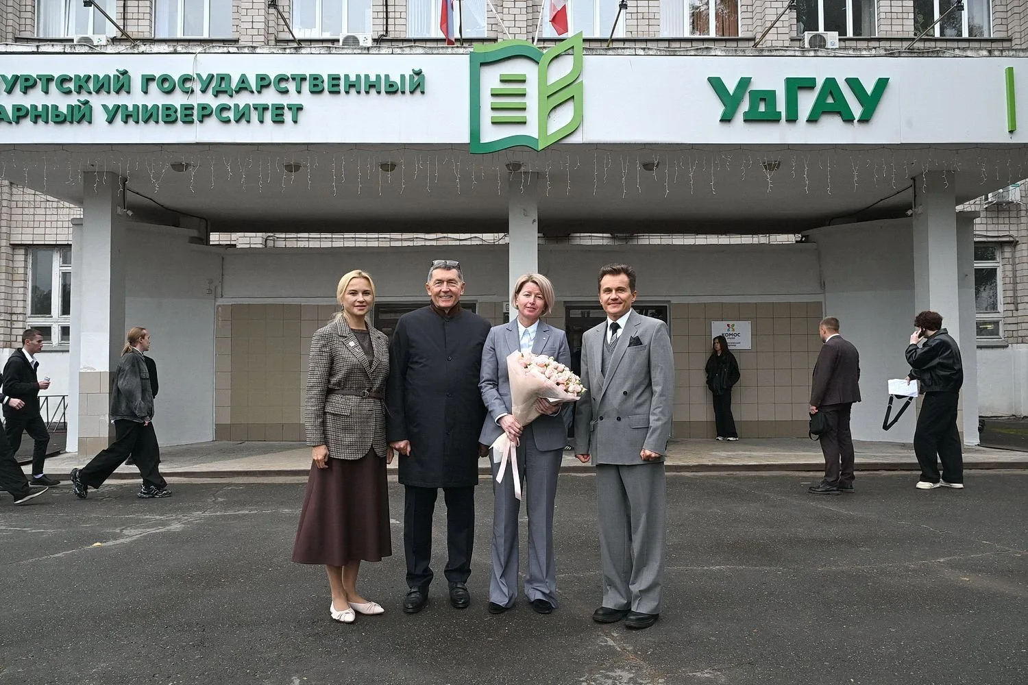 🎓 Руководители «КОМОС ГРУПП» приняли участие в мероприятиях УдГАУ, посвященных Дню знаний
