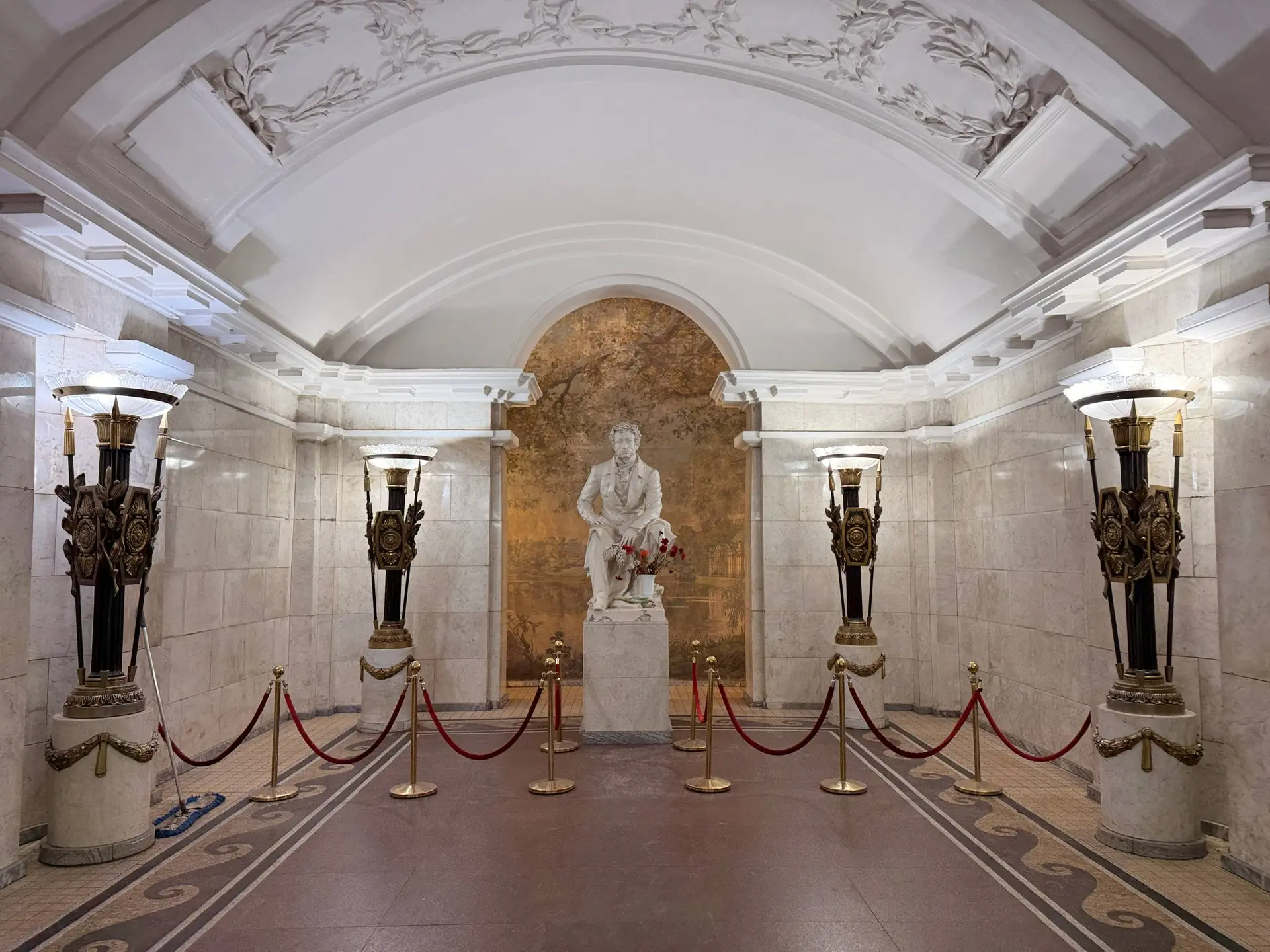 👷🏻‍♂️ Станцию метро «Пушкинская» Кировско-Выборгской (1) линии метрополитена Петербурга ждет комплек