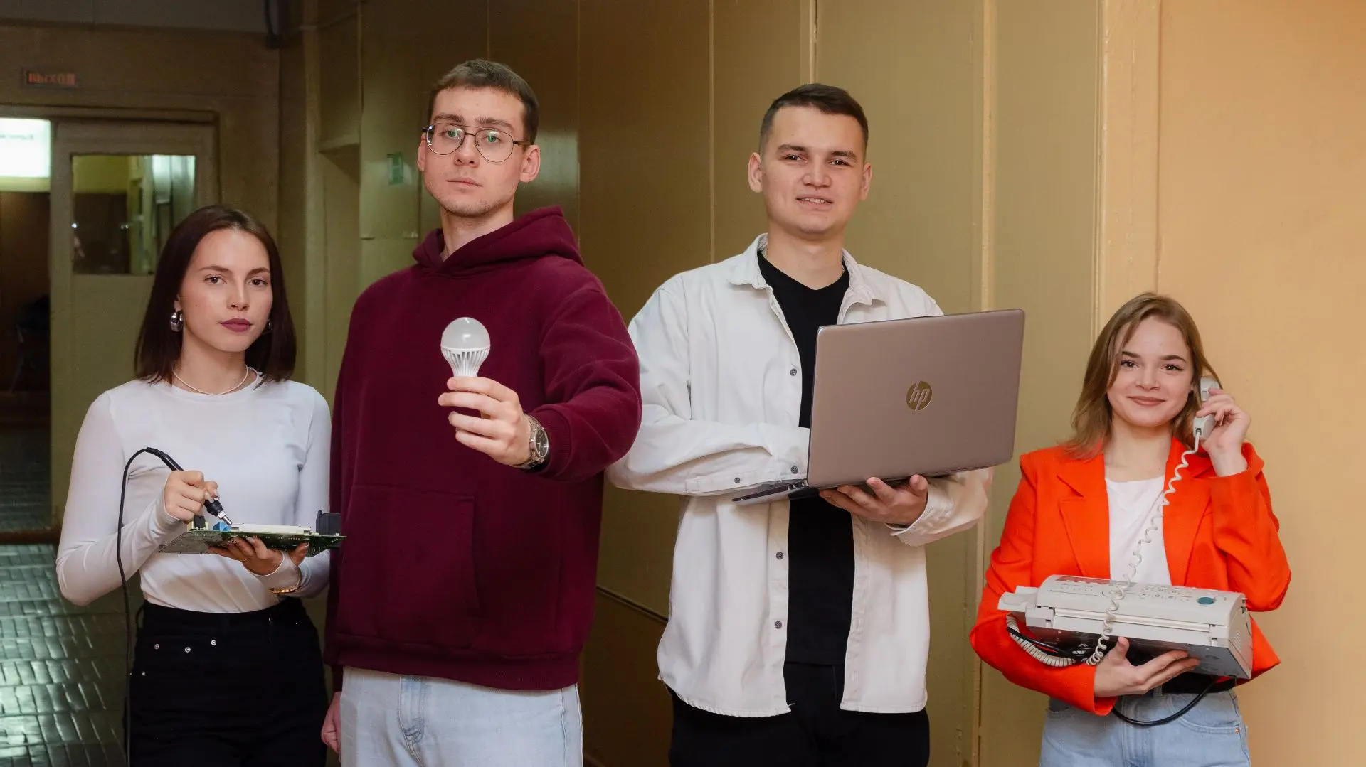 •От теории света к реальным инженерным решениям —
💫На направлении подготовки «Оптотехника»!

⚡️ Зде