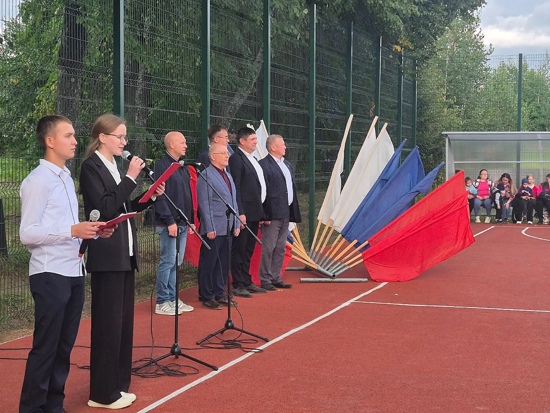 В Пайгусово состоялось торжественное мероприятие, посвящённое Дню Государственного флаг...