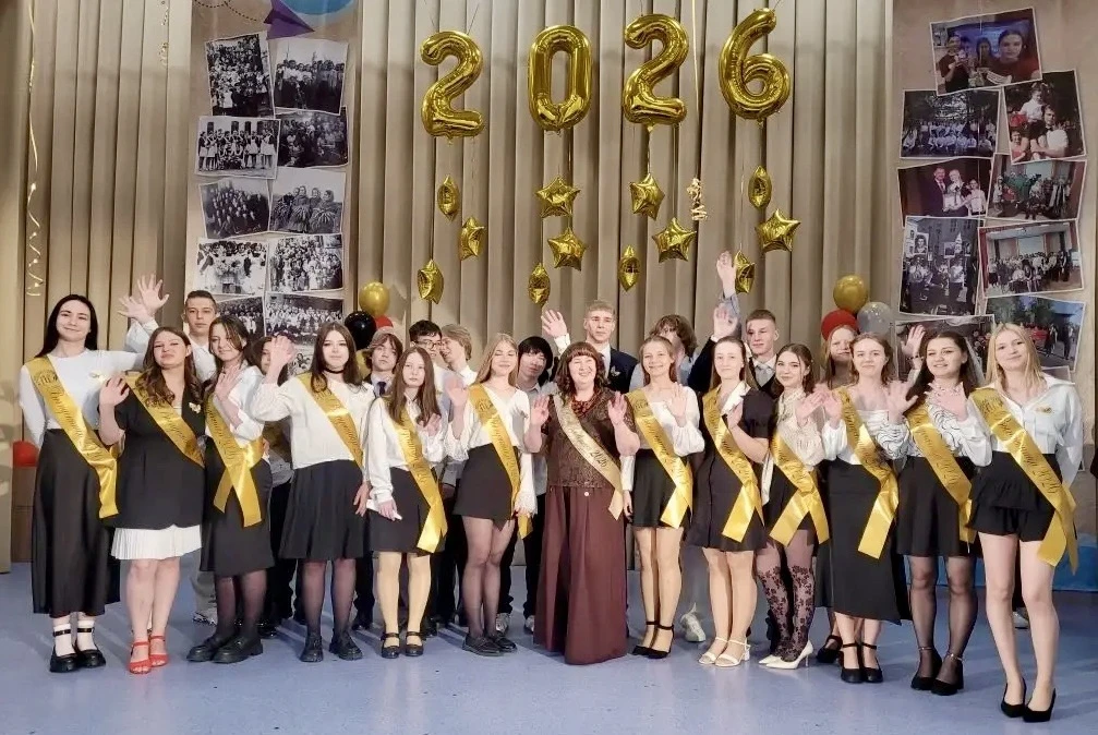 🎓 Последний звонок в школе: трогательный финал яркой главы.