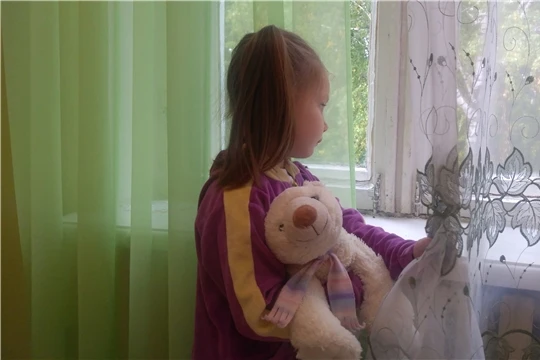 Особенности современной жизни таковы, что многим детям достаточно рано приходится оставаться дома од